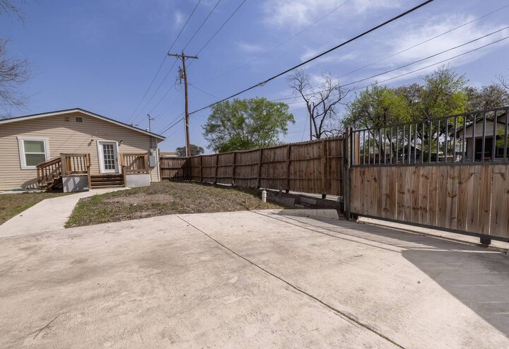 Home in San Antonio, US