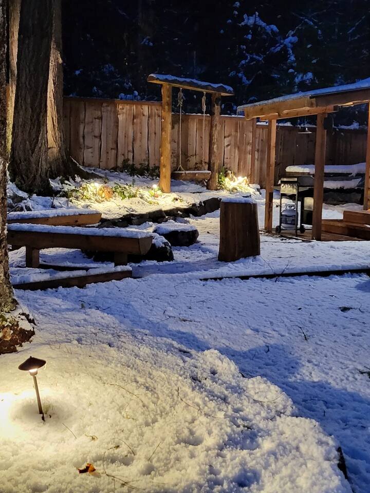 Cabin in Ashford, US