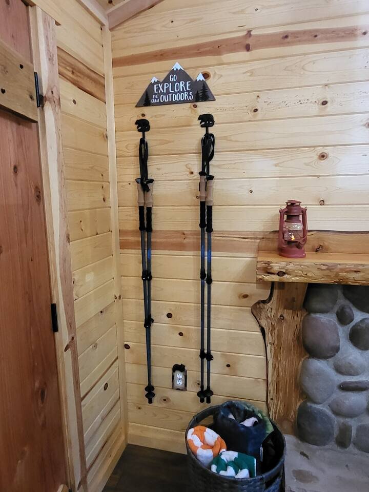 Cabin in Ashford, US