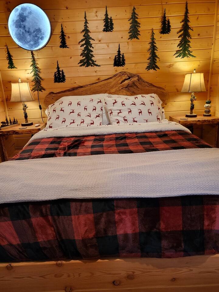 Cabin in Ashford, US