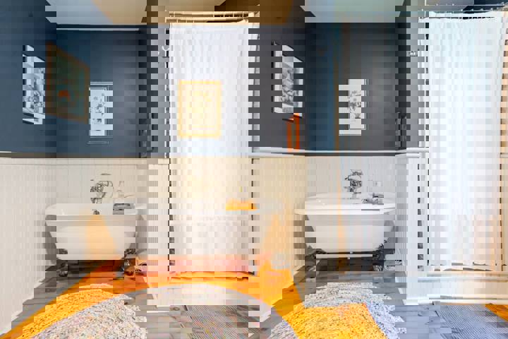 Farm stay in Hartland, US