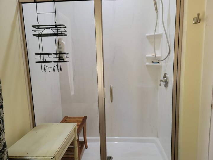 Bungalow in Roseland, US