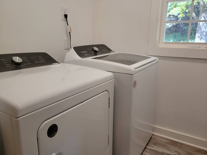 Bungalow in Roseland, US