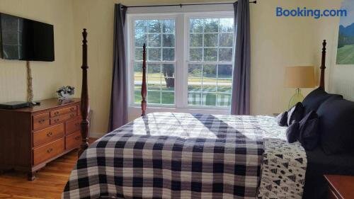 Bungalow in Roseland, US