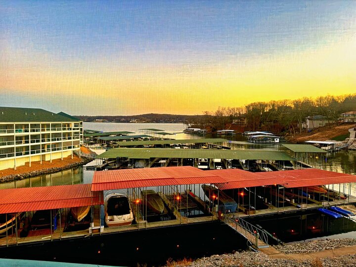 Apartment in Lake Ozark, US