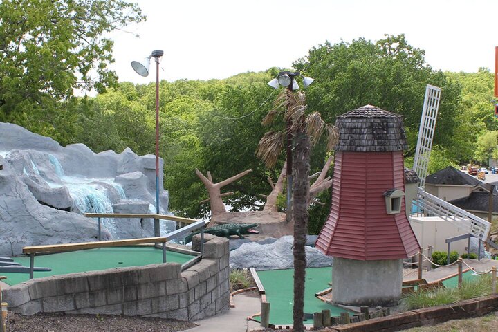 Apartment in Lake Ozark, US