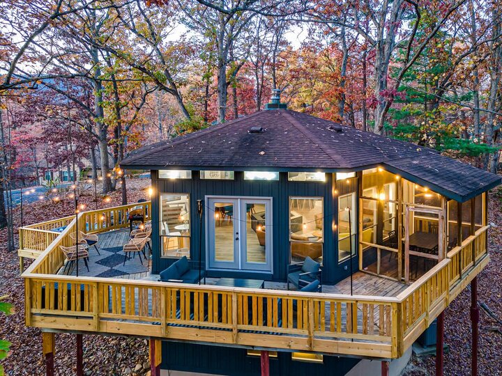 Cabin in McGaheysville, US