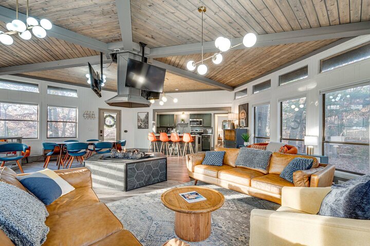 Cabin in McGaheysville, US