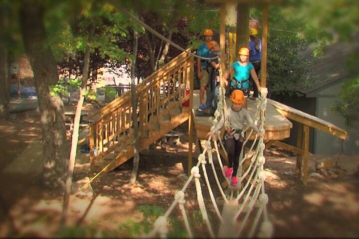 Cabin in McGaheysville, US