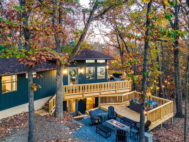 Cabin in McGaheysville, US