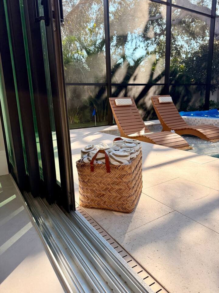 Home in Sarasota, US