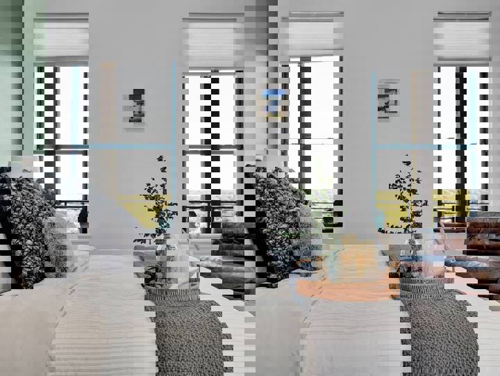 Cabin in Kendalia, US