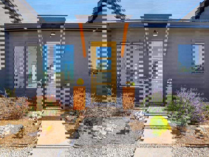 Cabin in Kendalia, US