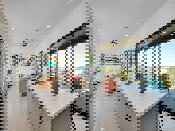 Cabin in Kendalia, US