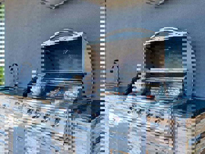 Cabin in Kendalia, US