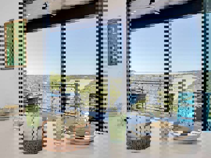 Cabin in Kendalia, US