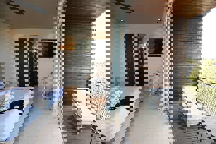 Home in Dripping Springs, US