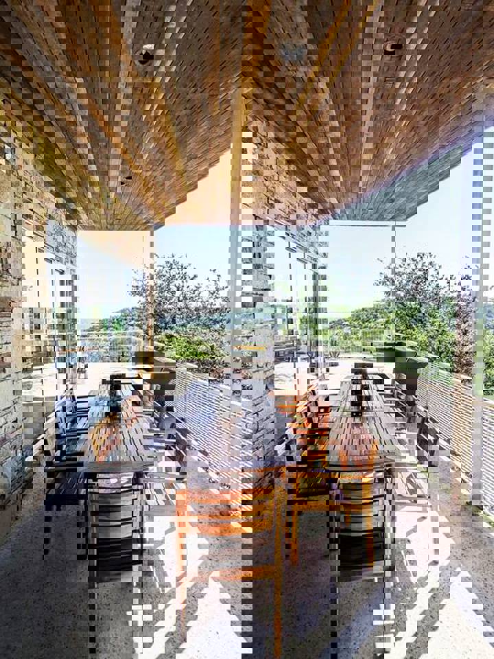 Home in Dripping Springs, US