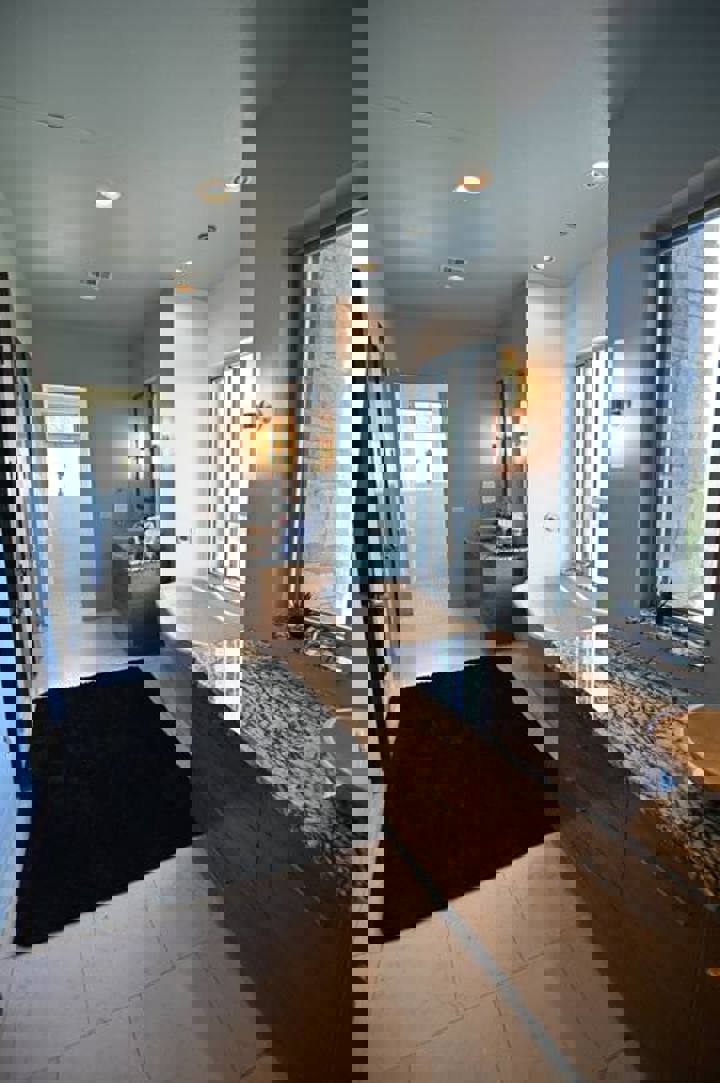 Home in Dripping Springs, US