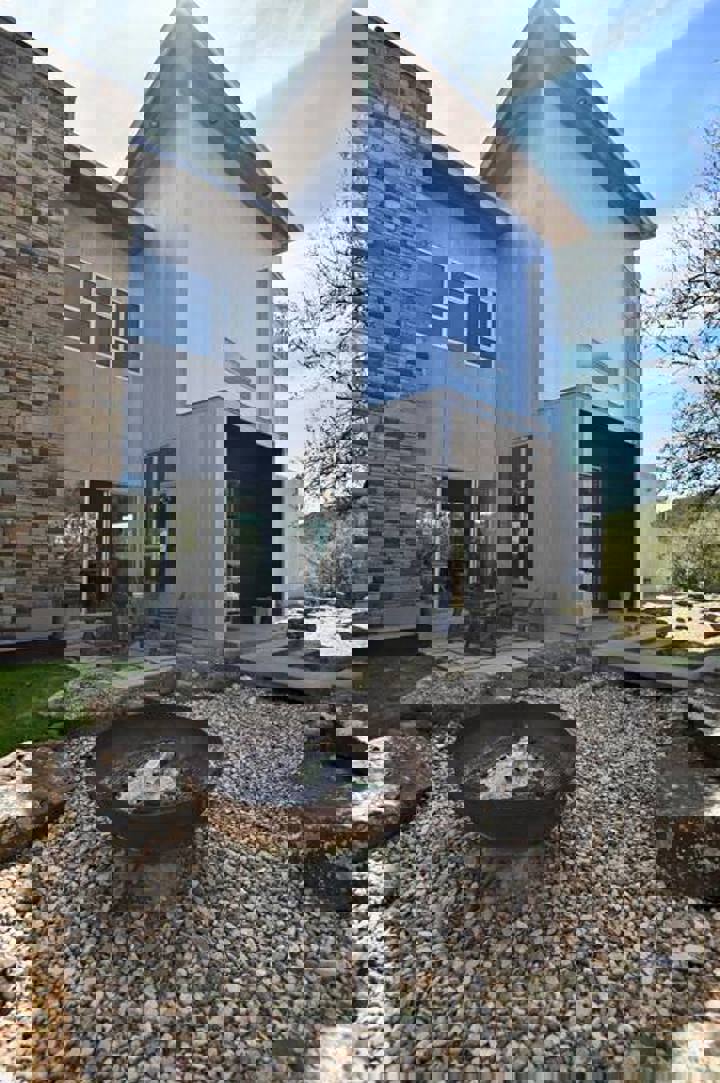 Home in Dripping Springs, US