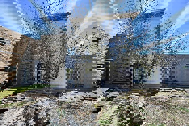 Home in Dripping Springs, US