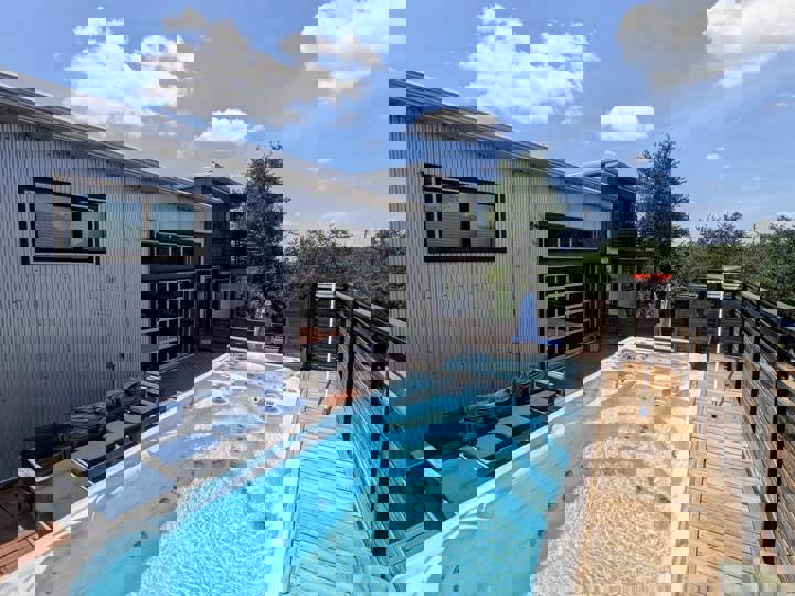 Home in Dripping Springs, US