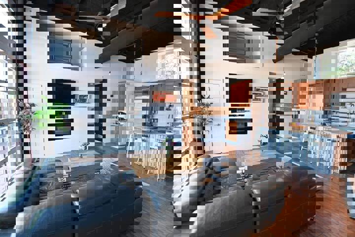 Home in Dripping Springs, US