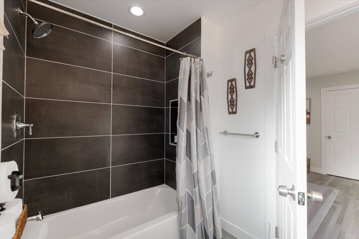 Home in Torrance, US