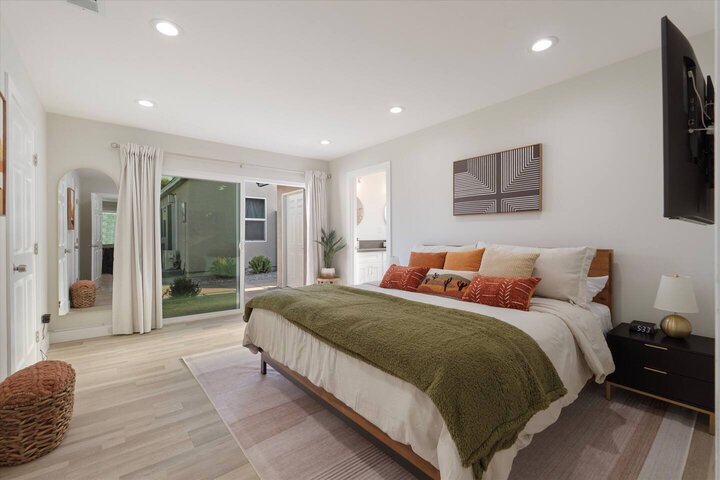 Home in Torrance, US