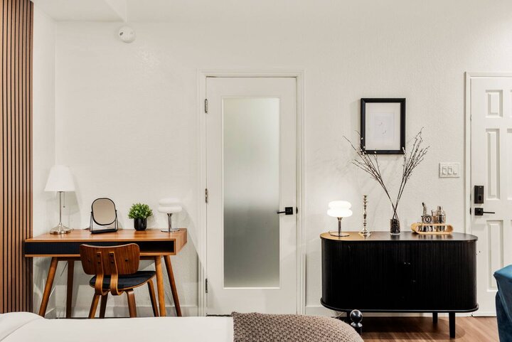 Guest house in San Fernando, US