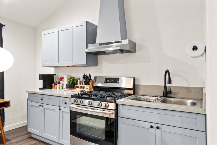 Guest house in San Fernando, US