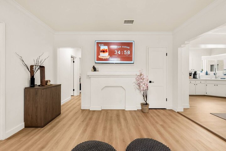 Home in San Fernando, US