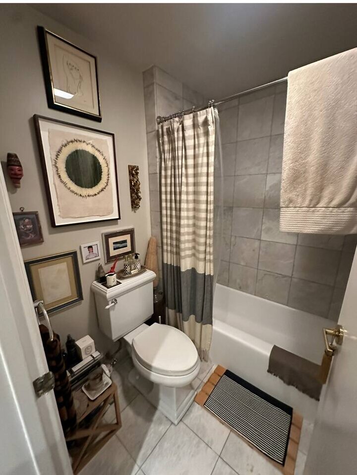 Rental unit in Los Angeles, US