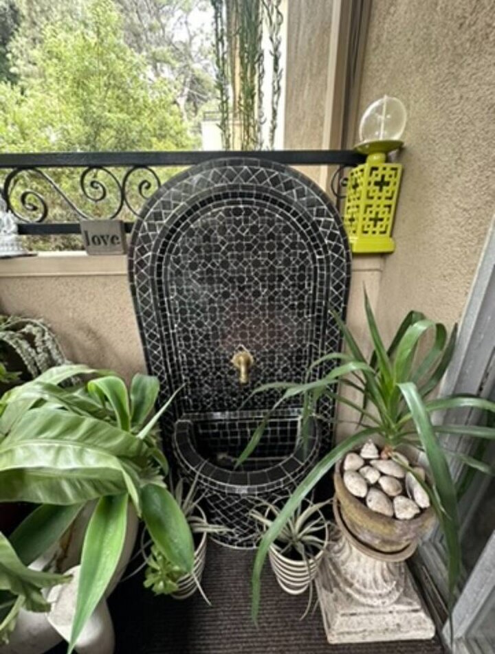 Rental unit in Los Angeles, US