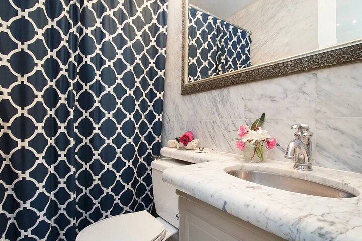 Rental unit in Los Angeles, US