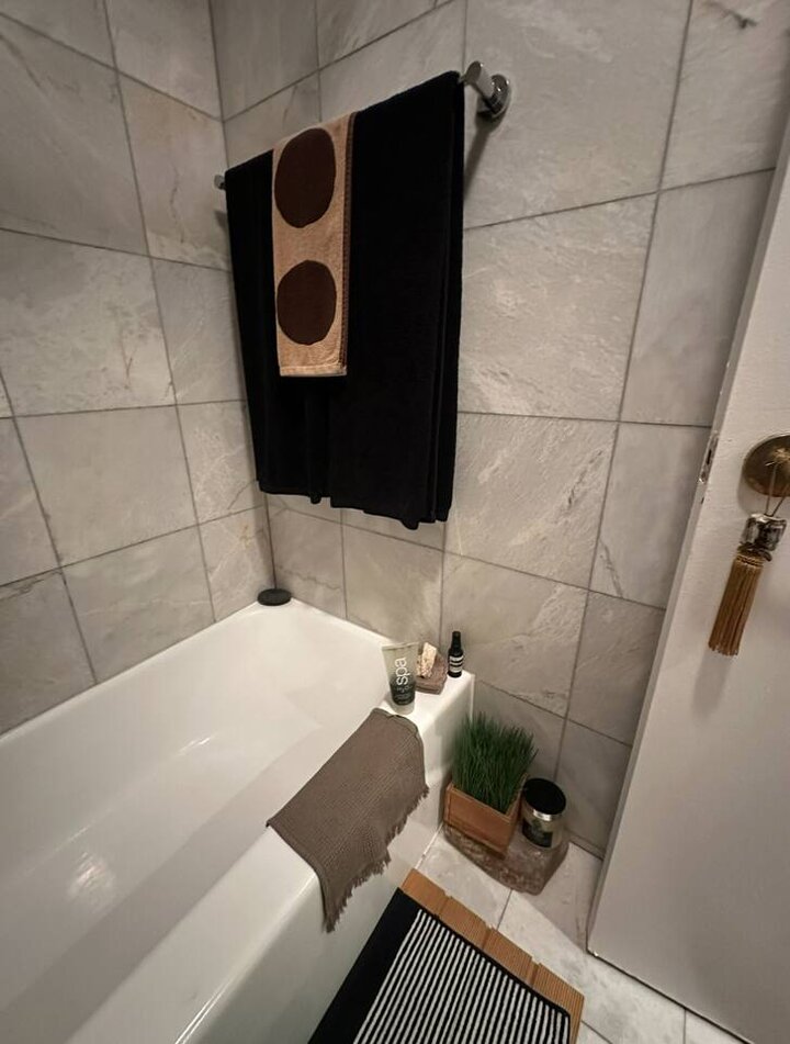 Rental unit in Los Angeles, US