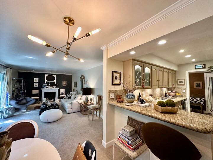 Rental unit in Los Angeles, US