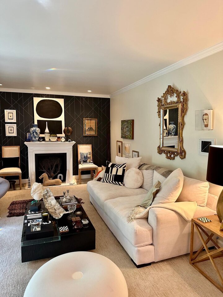 Rental unit in Los Angeles, US