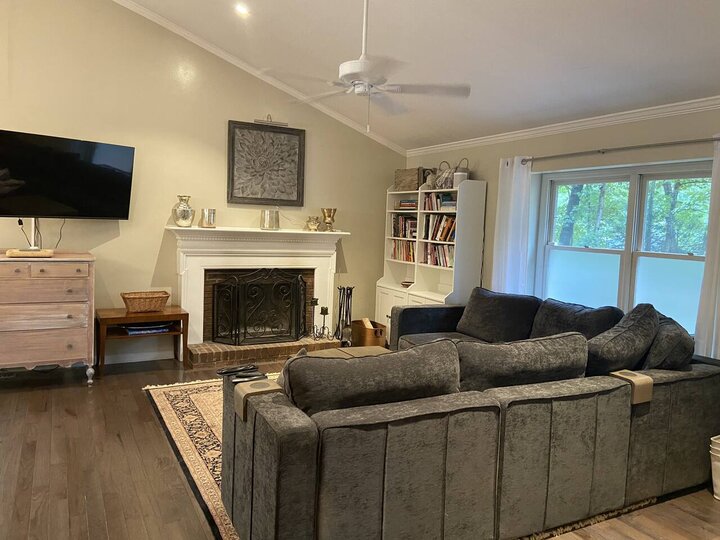 Home in Asheville, US