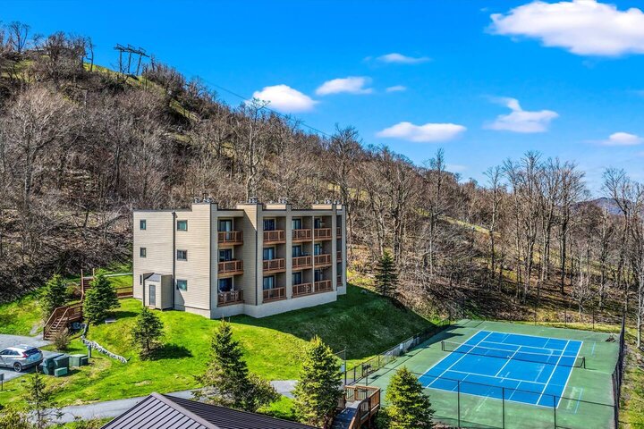 Apartment in Sugar Mountain, US