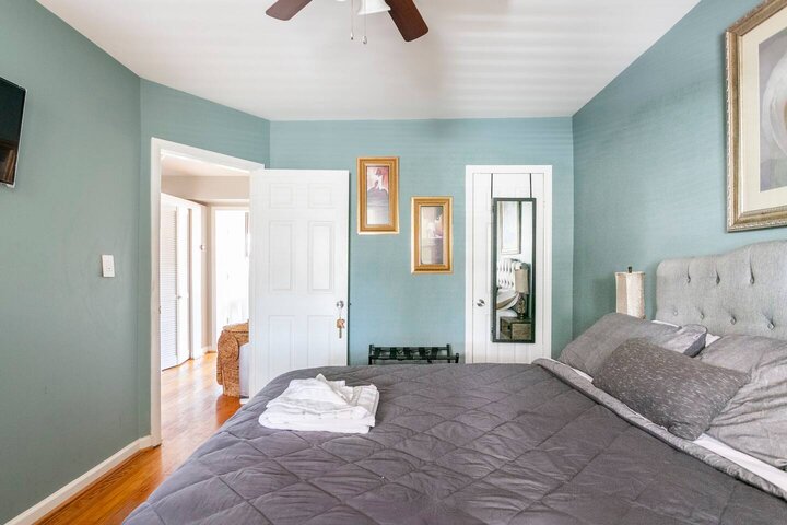 Rental unit in Washington, US