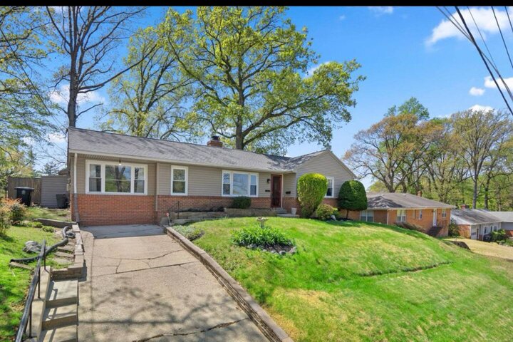 Home in Temple Hills, US