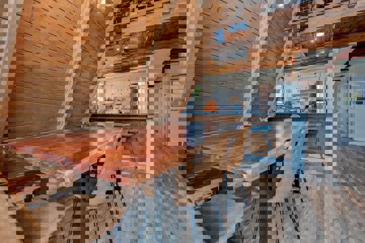 Home in Beech Mountain, US