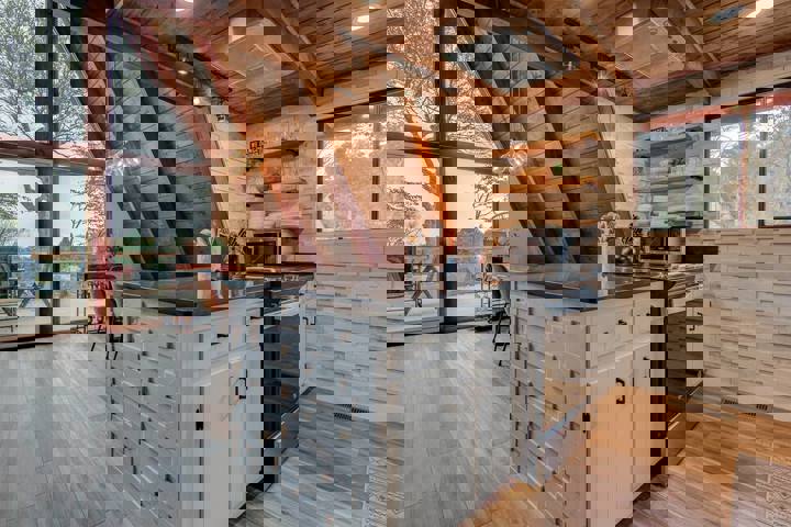 Home in Beech Mountain, US