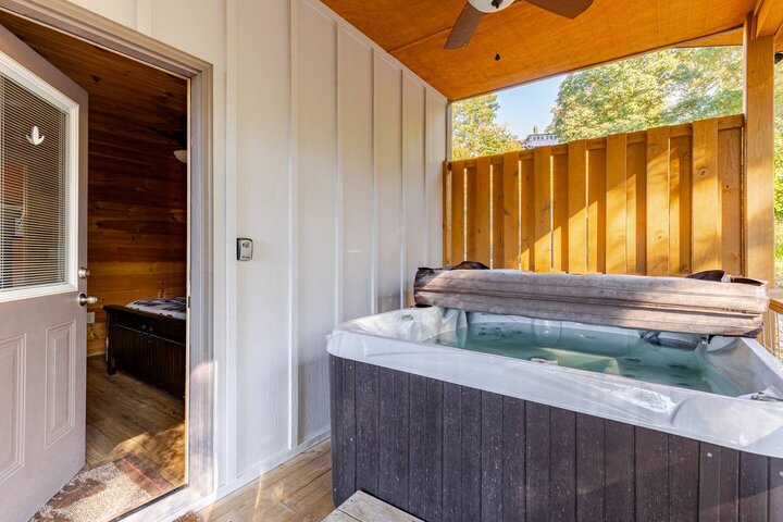 Cabin in Bryson City, US