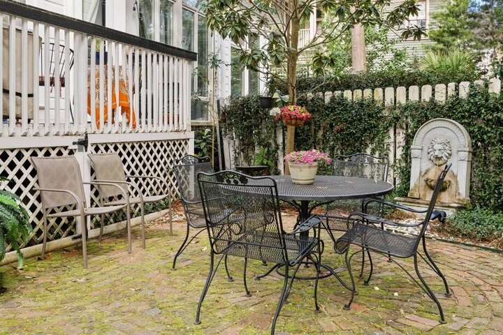 Rental unit in Charleston, US