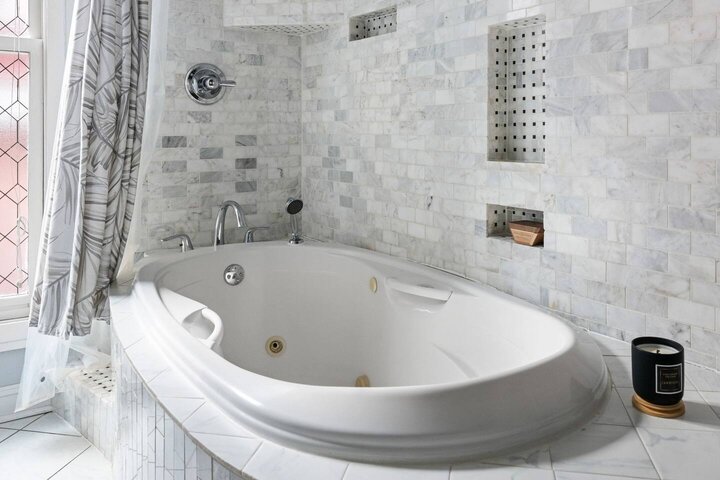 Rental unit in Charleston, US