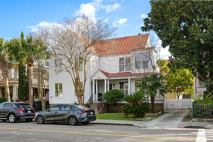 Rental unit in Charleston, US