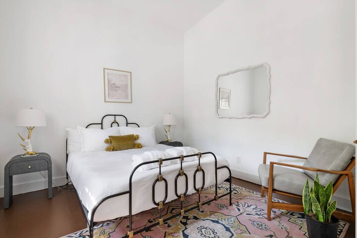 Guest suite in Charleston, US