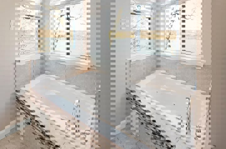 Home in Glen Burnie, US